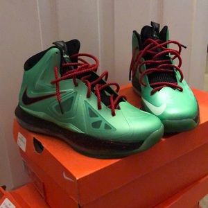 Lebron 10 cutting jade size 6y